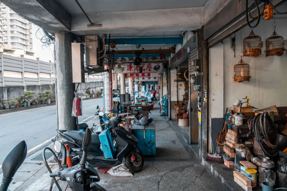Cầu nâng xe